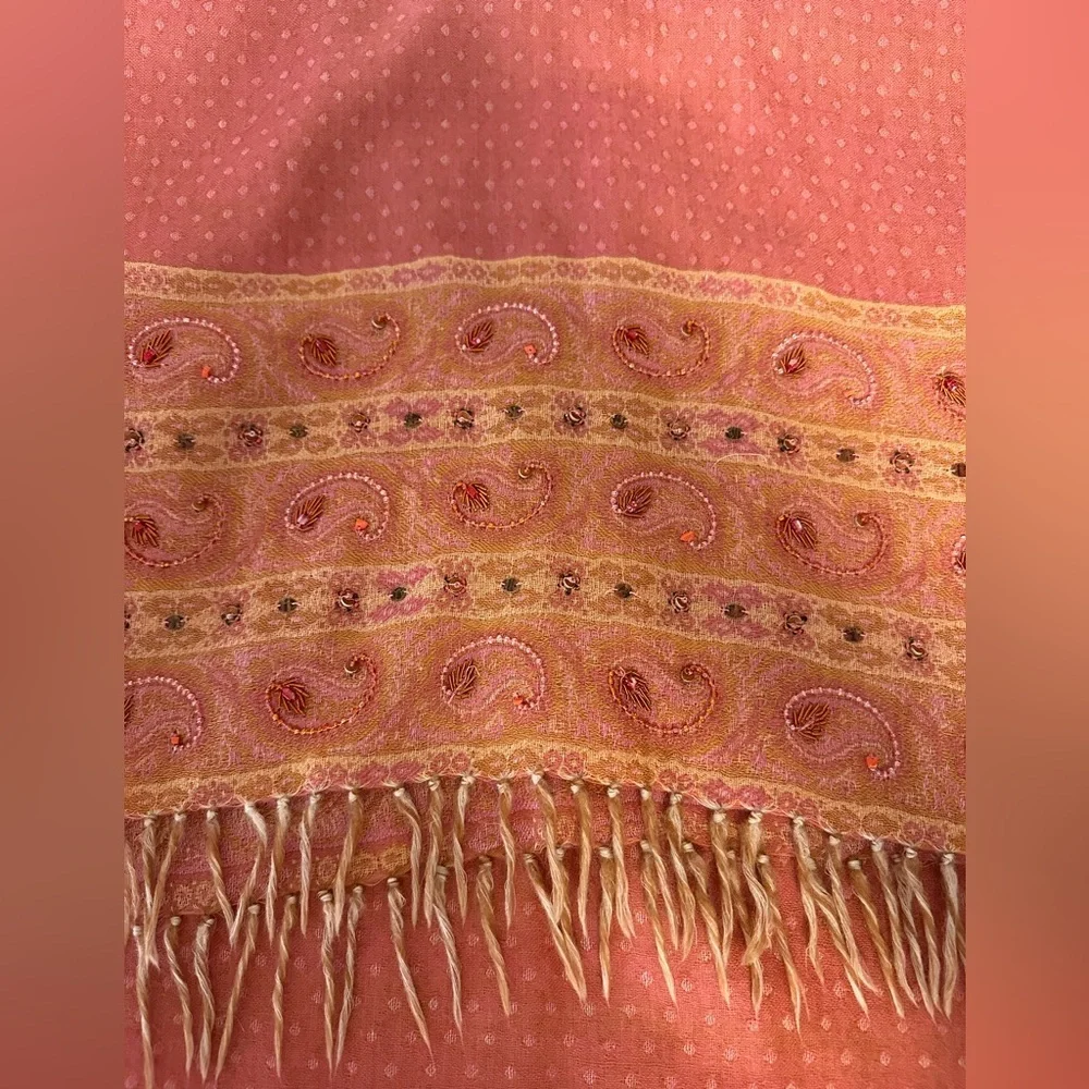 J Jill Woman's Wool Scarf Beaded With Fringe - Picture 4 of 6